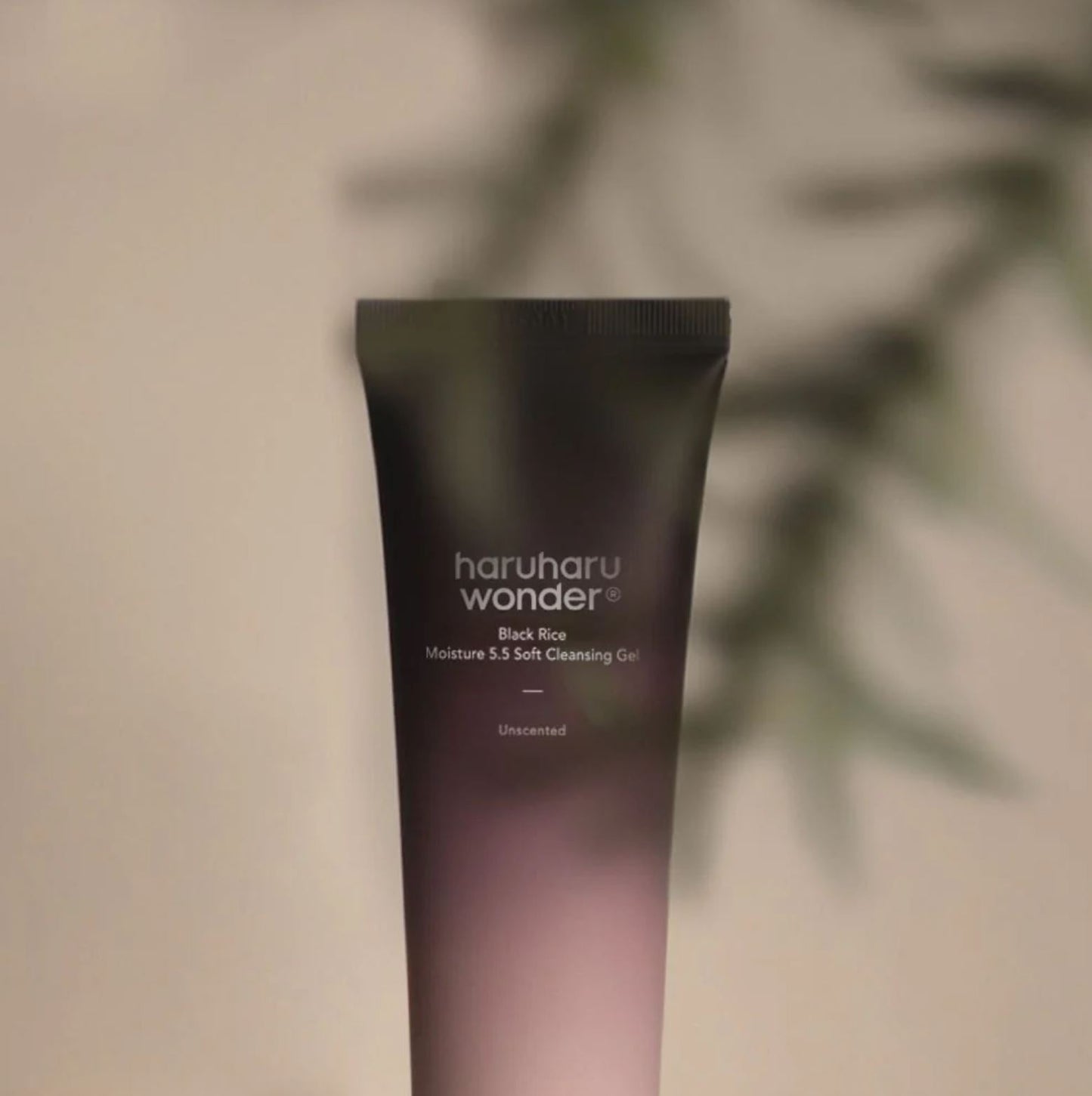 HARUHARU WONDER Black Rice Moisture 5.5 Soft Cleansing Gel